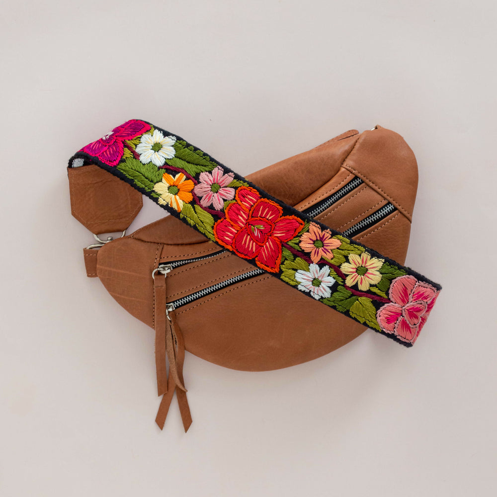 
                  
                    London-Sling-bag-by-FlylikeStore
                  
                