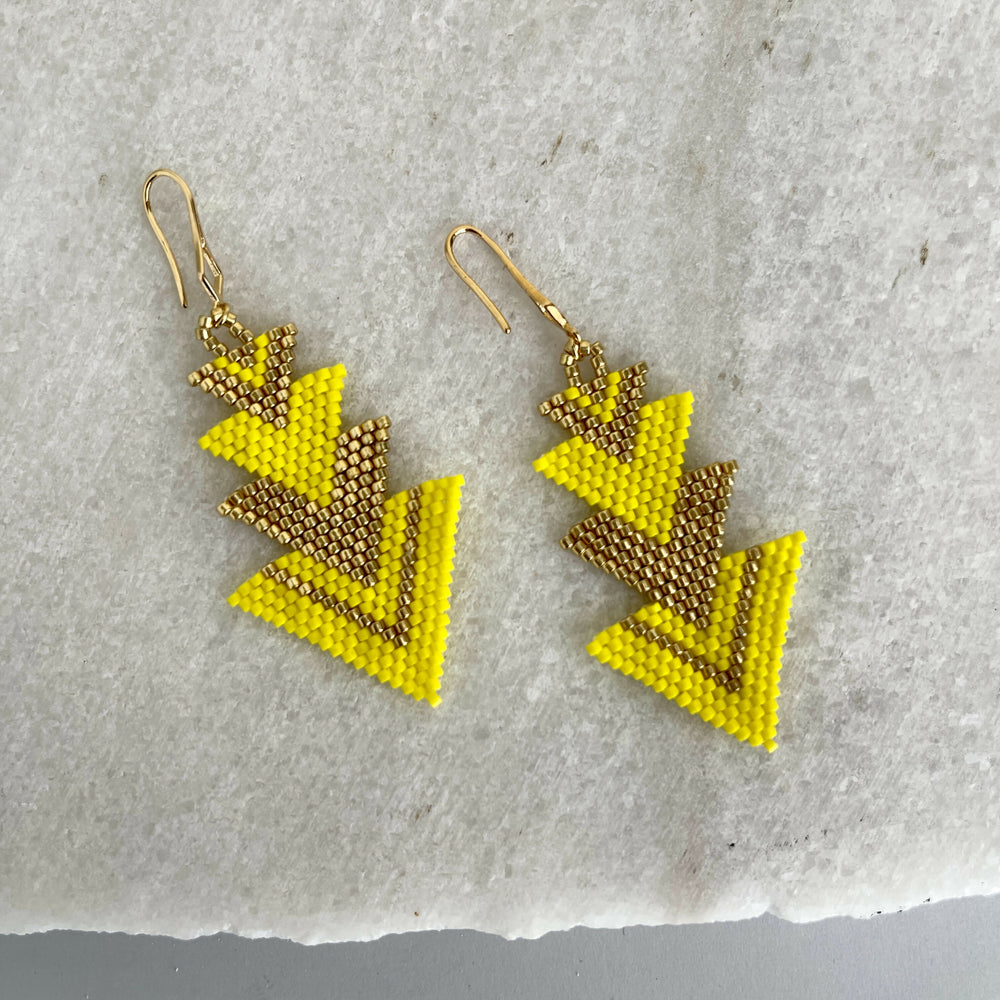 AR036  ARETES